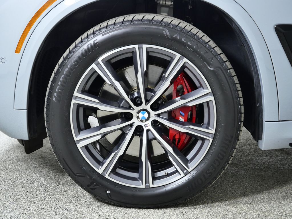 Thumbnail: 2024 BMW X5 - 21