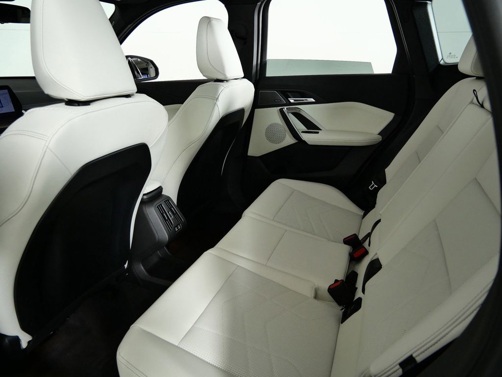 Thumbnail: 2026 BMW X1 - 29