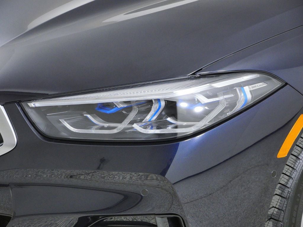 Thumbnail: 2026 BMW 8 Series - 3