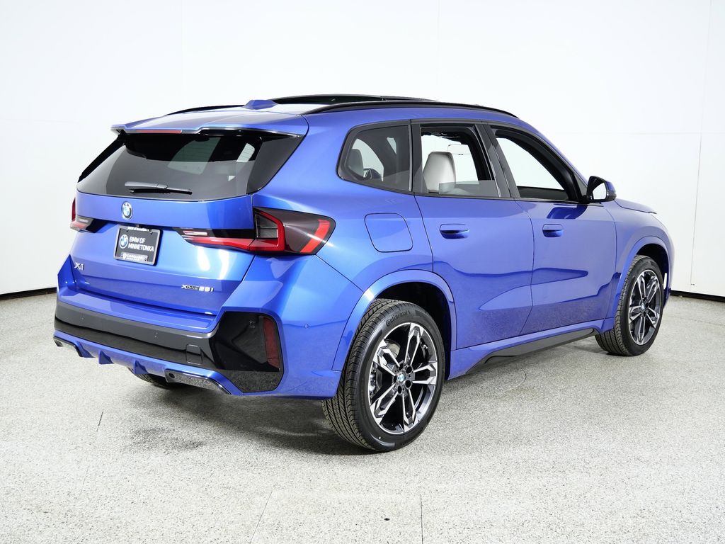 Thumbnail: 2026 BMW X1 - 9