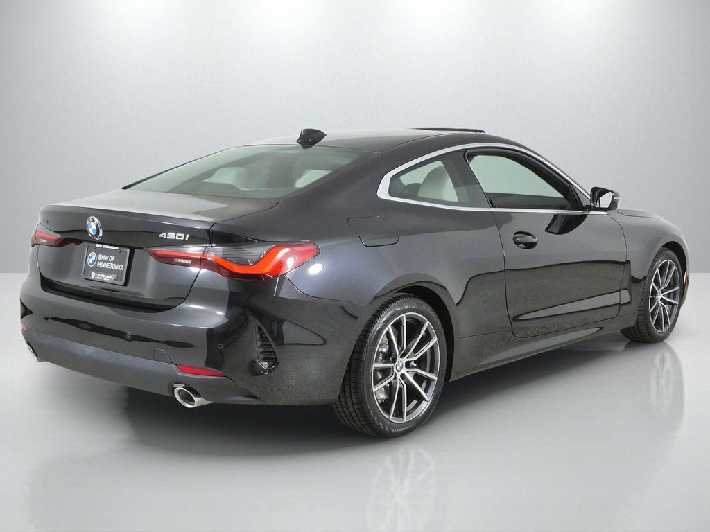 Thumbnail: 2021 BMW 4 Series - 9