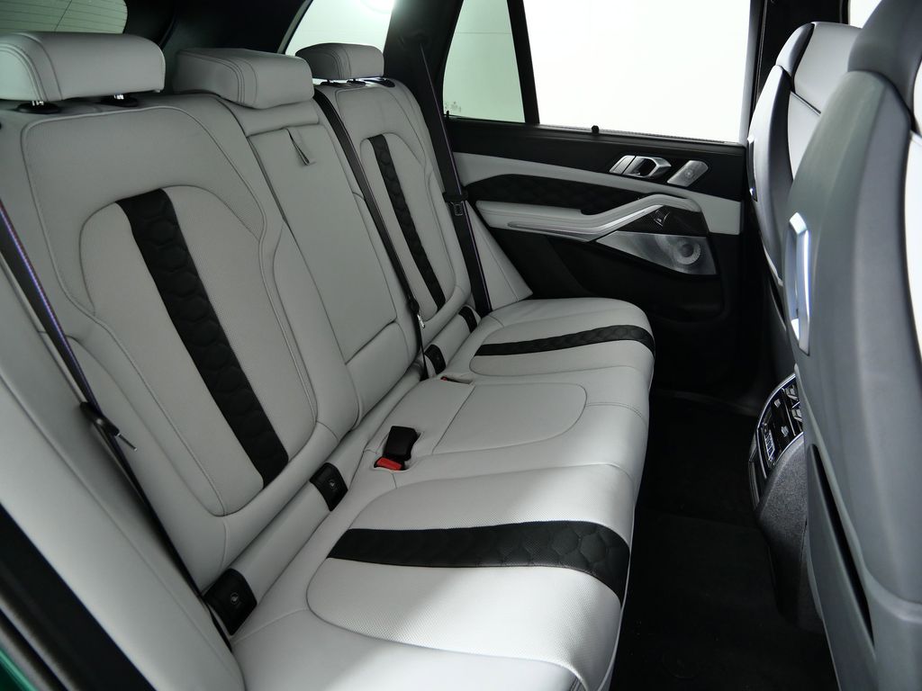 Thumbnail: 2026 BMW X5 - 27