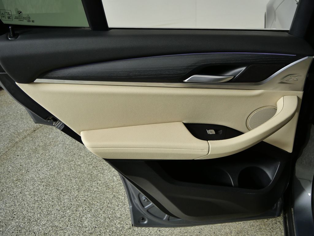 Thumbnail: 2023 BMW X3 - 30