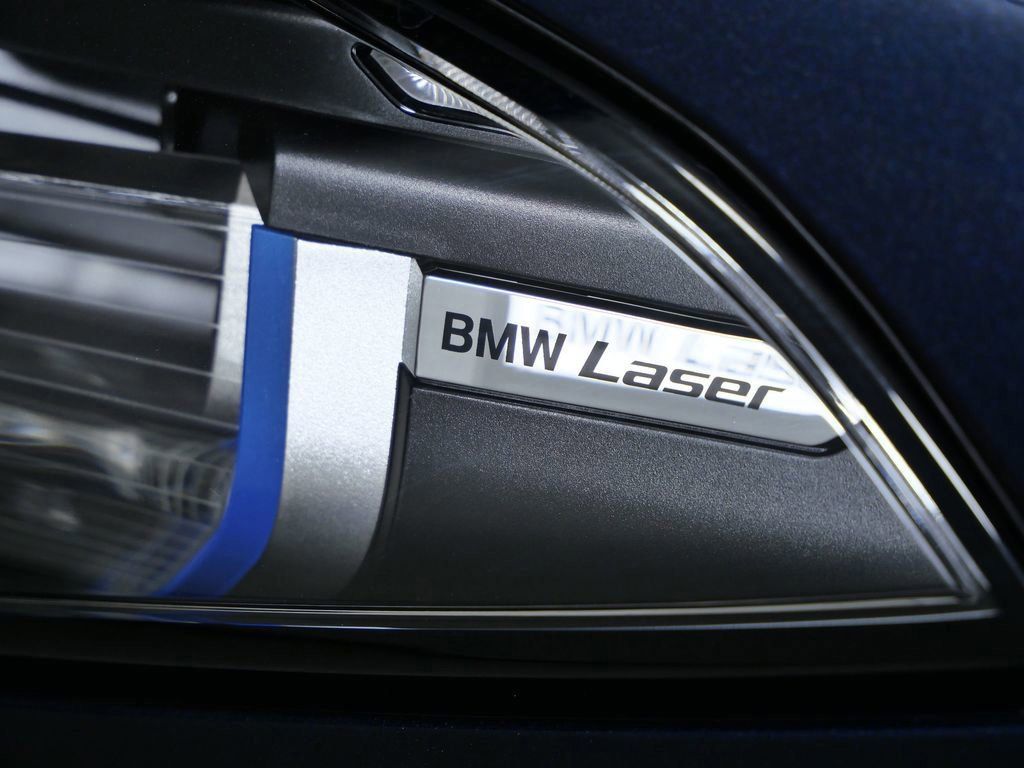 Thumbnail: 2026 BMW 8 Series - 5