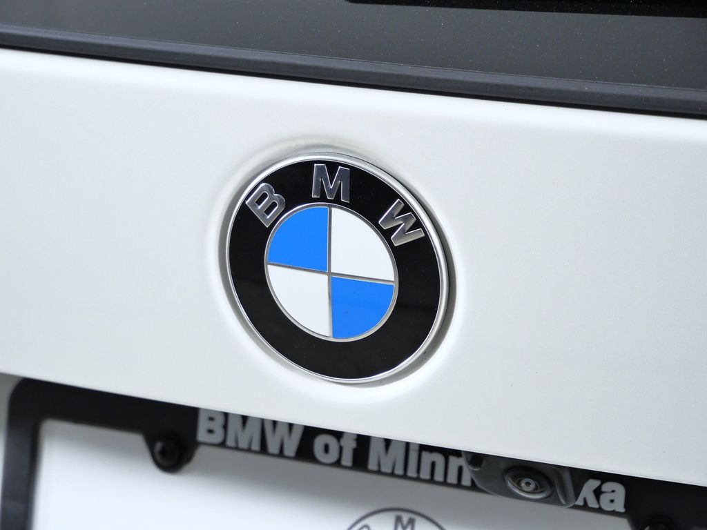 Thumbnail: 2025 BMW X1 - 14