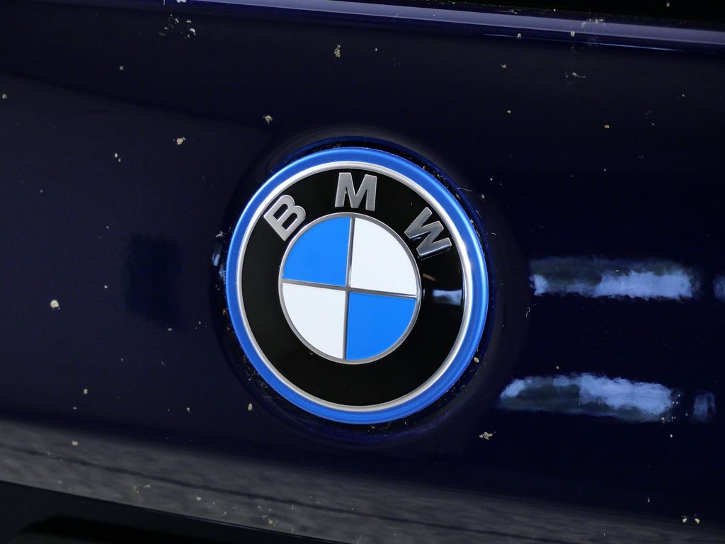 Thumbnail: 2026 BMW 5 Series - 11