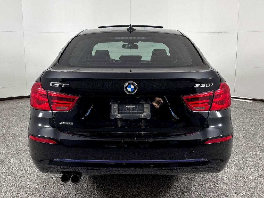 Thumbnail: 2018 BMW 3 Series - 7