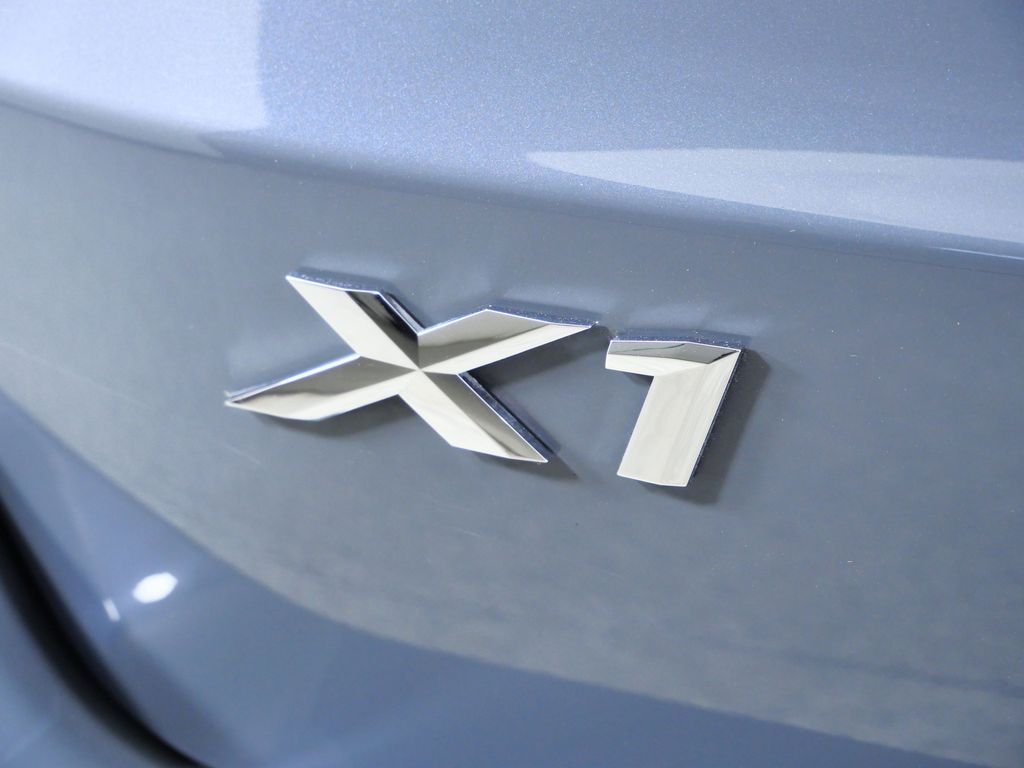 Thumbnail: 2024 BMW X1 - 16