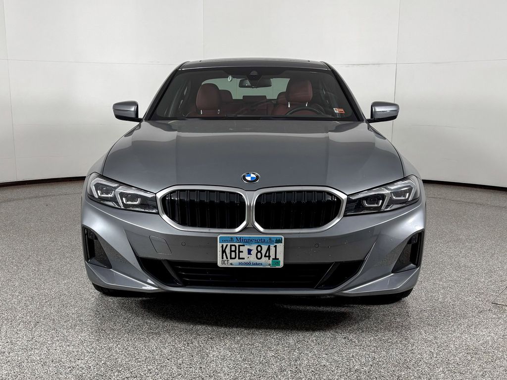 Thumbnail: 2023 BMW 3 Series - 3