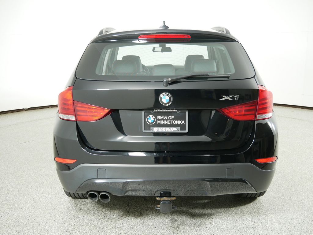Thumbnail: 2014 BMW X1 - 10