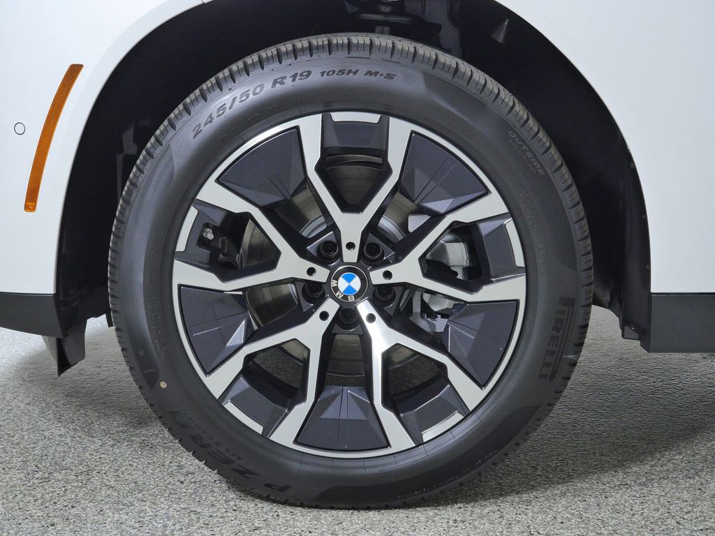 Thumbnail: 2026 BMW X3 - 17