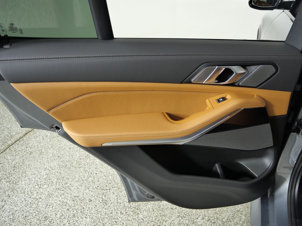 Thumbnail: 2026 BMW X5 - 31