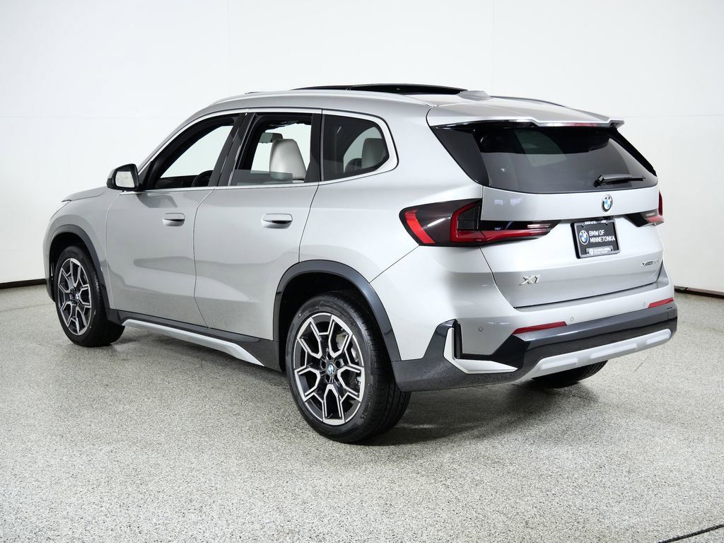 Thumbnail: 2026 BMW X1 - 16