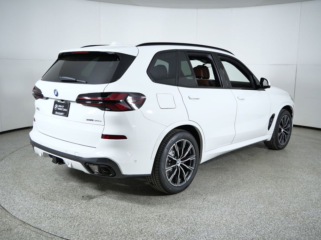 Thumbnail: 2026 BMW X5 - 9