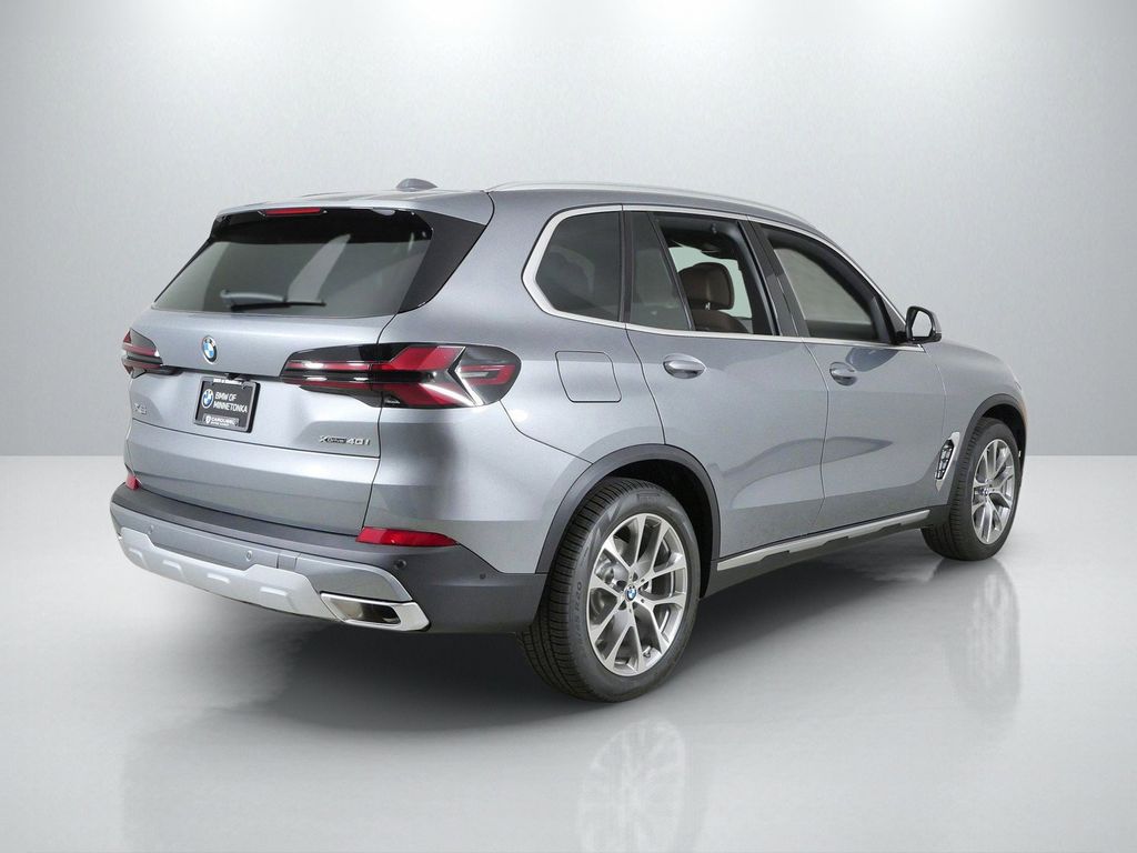Thumbnail: 2026 BMW X5 - 9