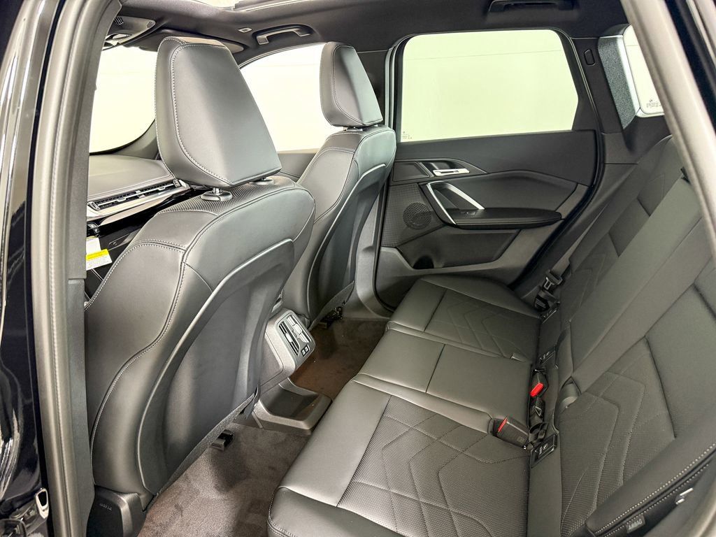 Thumbnail: 2025 BMW X1 - 30