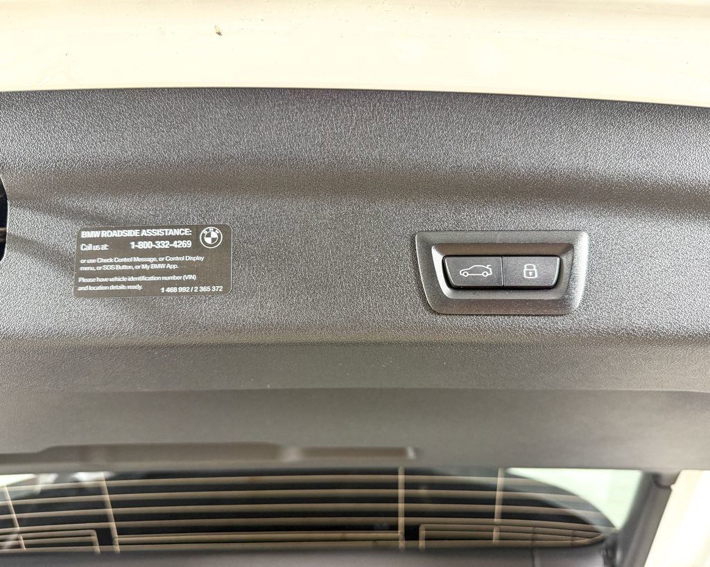 Thumbnail: 2025 BMW X1 - 19