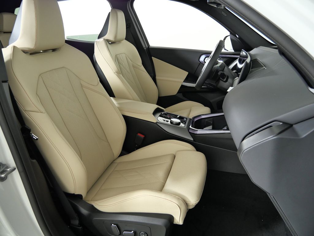 Thumbnail: 2026 BMW X3 - 20