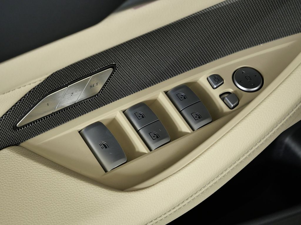 Thumbnail: 2025 BMW 4 Series - 32