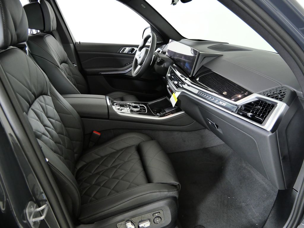 Thumbnail: 2026 BMW X5 - 22