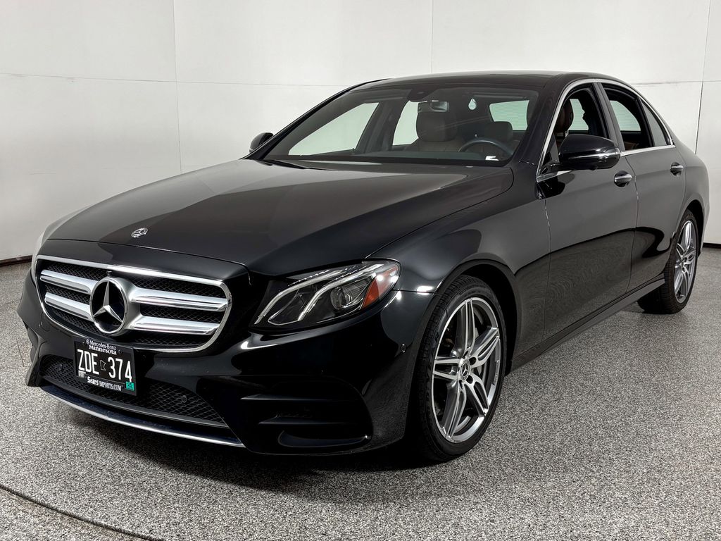 Thumbnail: 2019 Mercedes-Benz E-Class - 1
