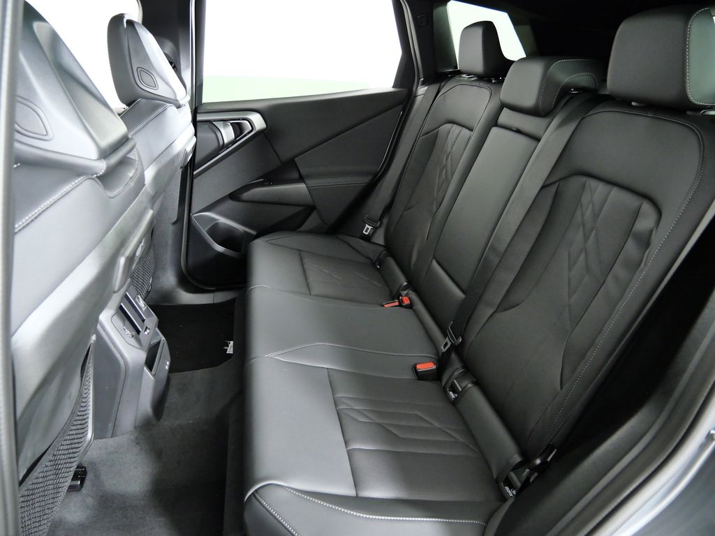 Thumbnail: 2026 BMW X3 - 31