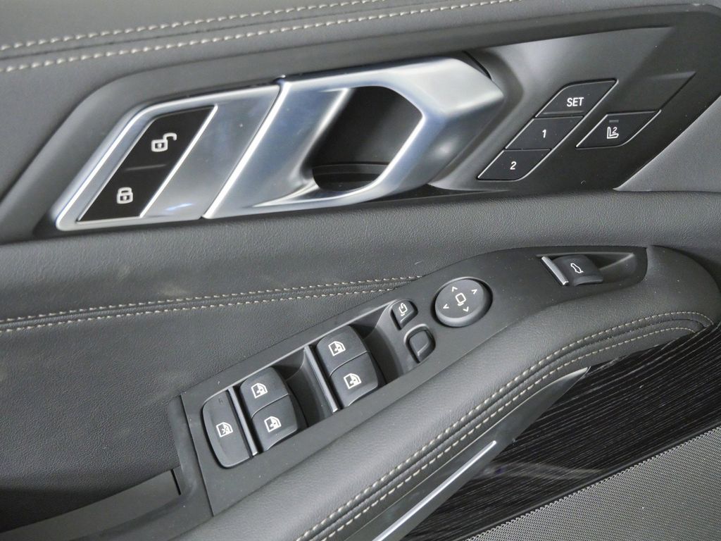 Thumbnail: 2026 BMW X5 - 37