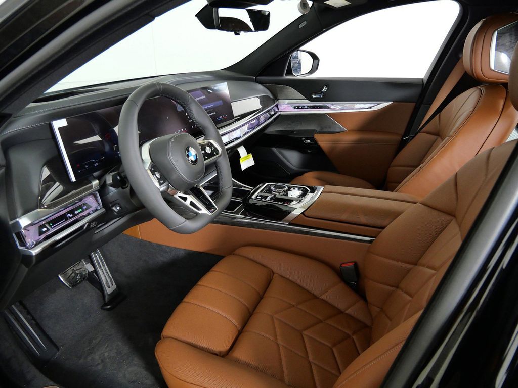 Thumbnail: 2026 BMW 7 Series - 34