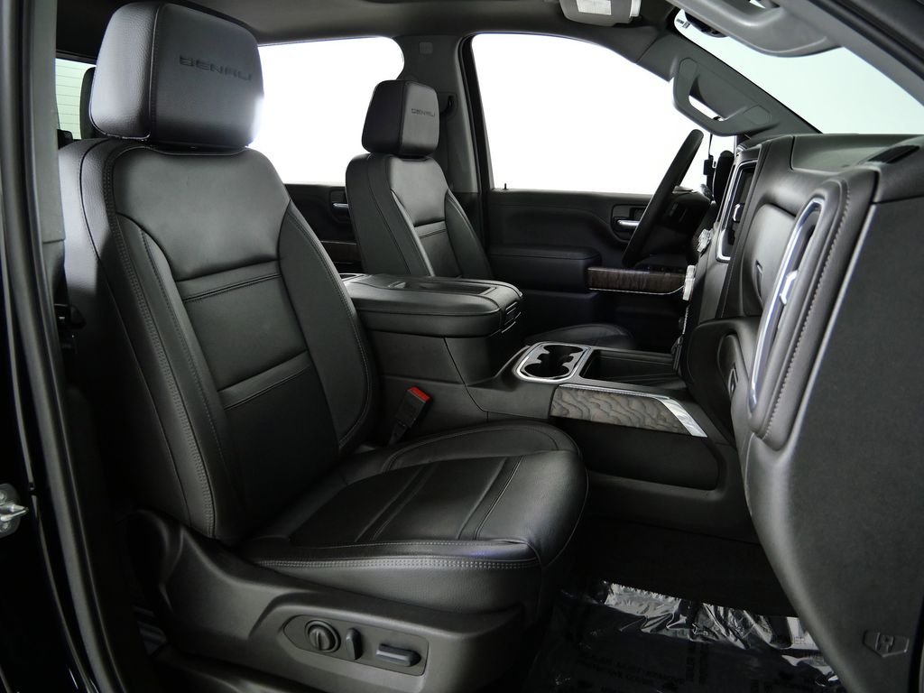 Thumbnail: 2022 GMC Sierra 2500 - 22