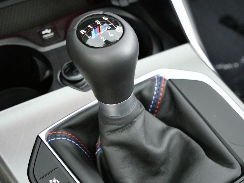 Thumbnail: 2025 BMW M2 - 48