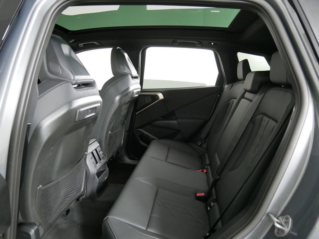 Thumbnail: 2025 BMW X3 - 30