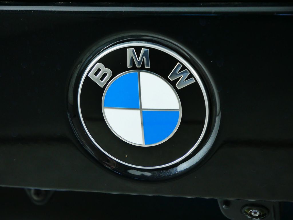 Thumbnail: 2026 BMW X1 - 11