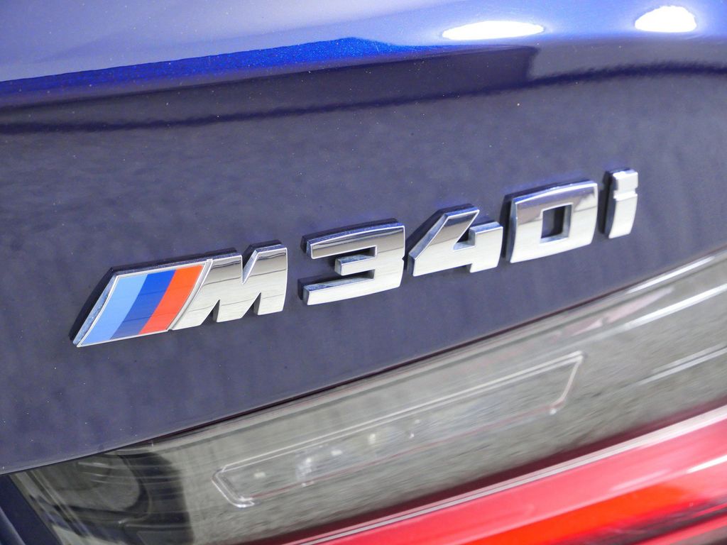 Thumbnail: 2023 BMW 3 Series - 15