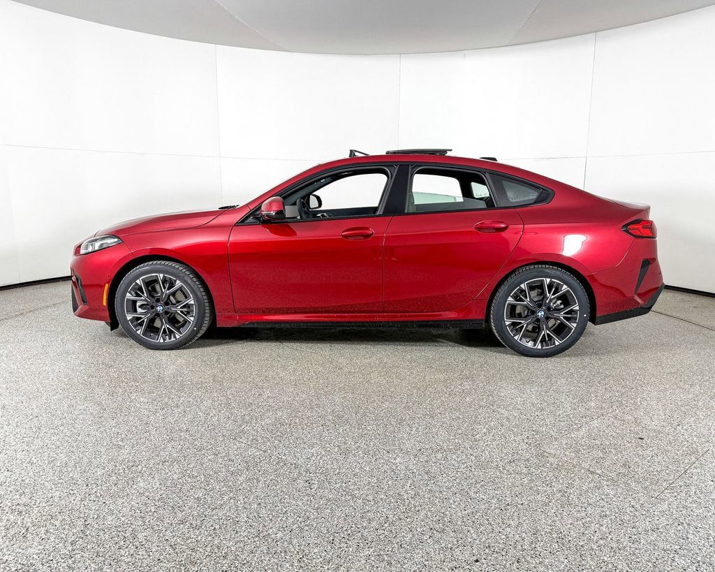 Thumbnail: 2025 BMW 2 Series - 12