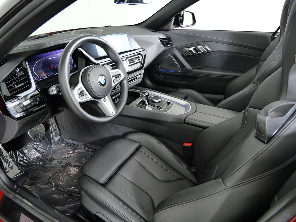 Thumbnail: 2025 BMW Z4 - 33