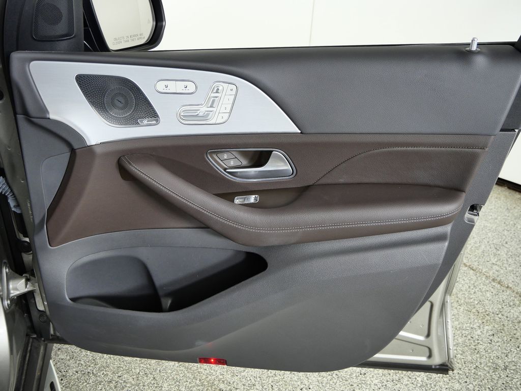 Thumbnail: 2020 Mercedes-Benz GLE - 20