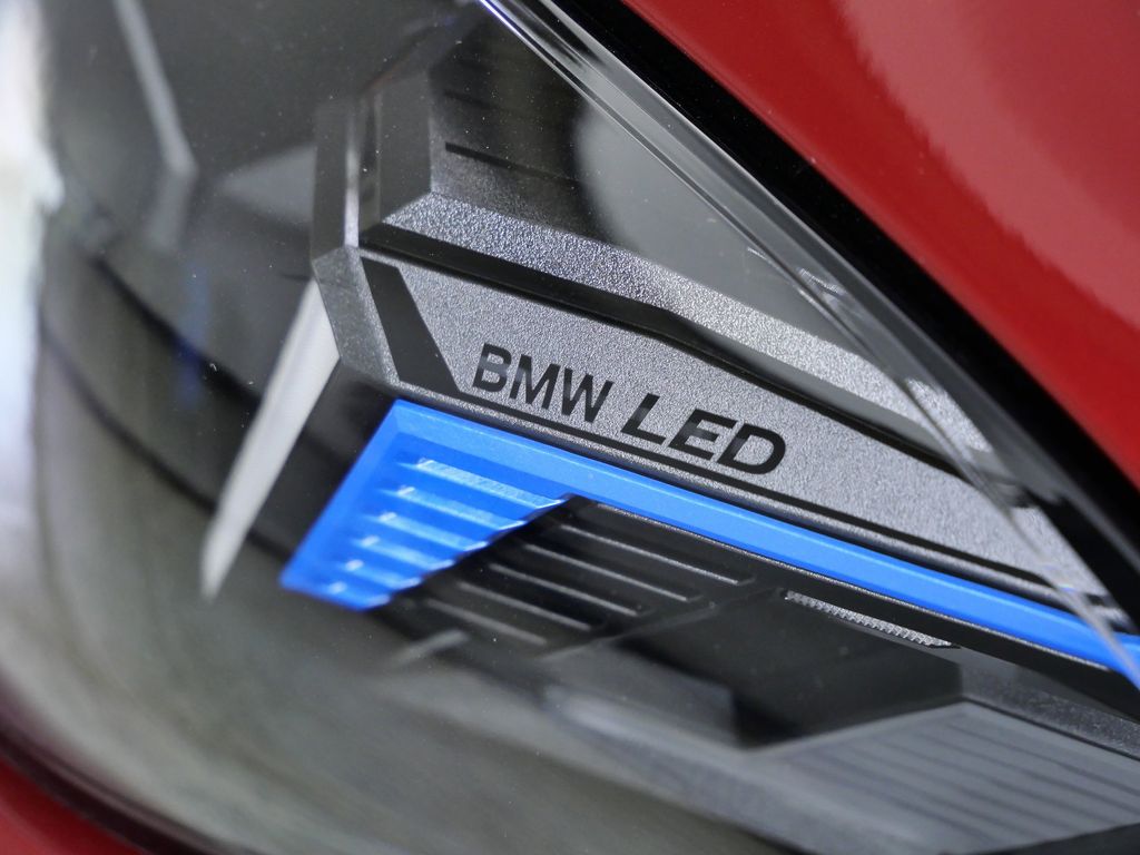 Thumbnail: 2025 BMW i4 - 5