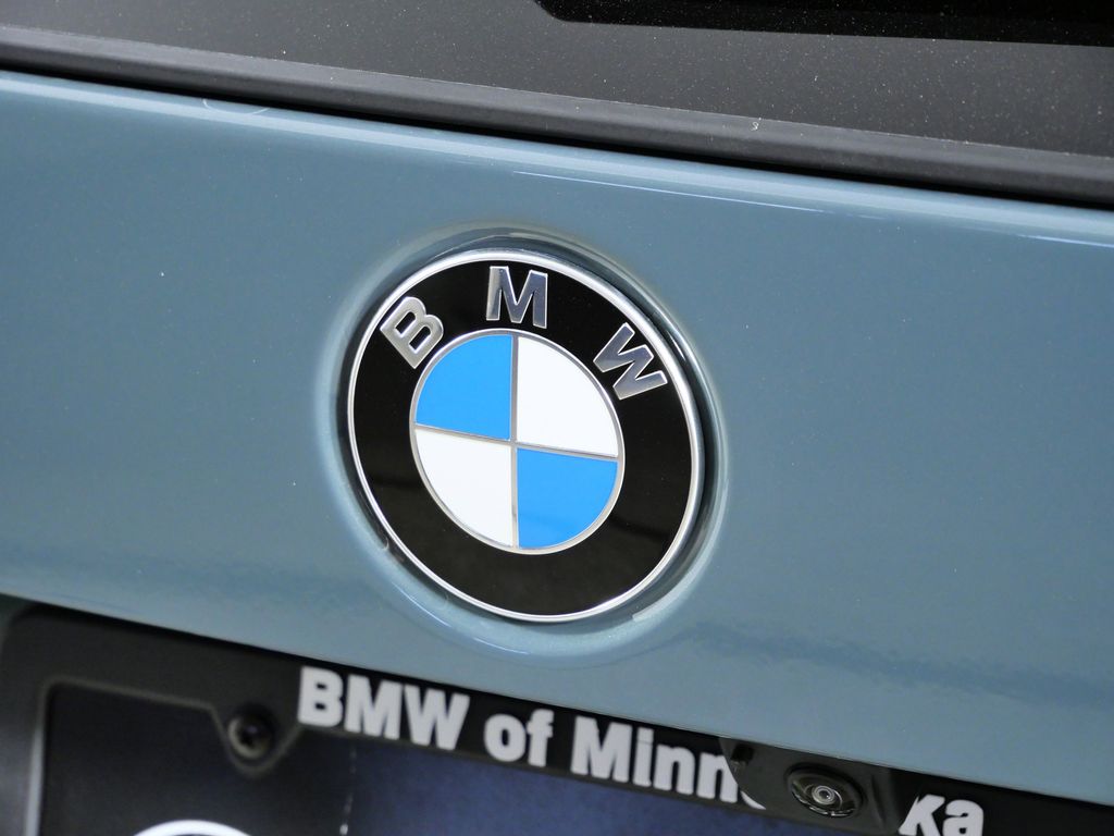 Thumbnail: 2026 BMW X1 - 11