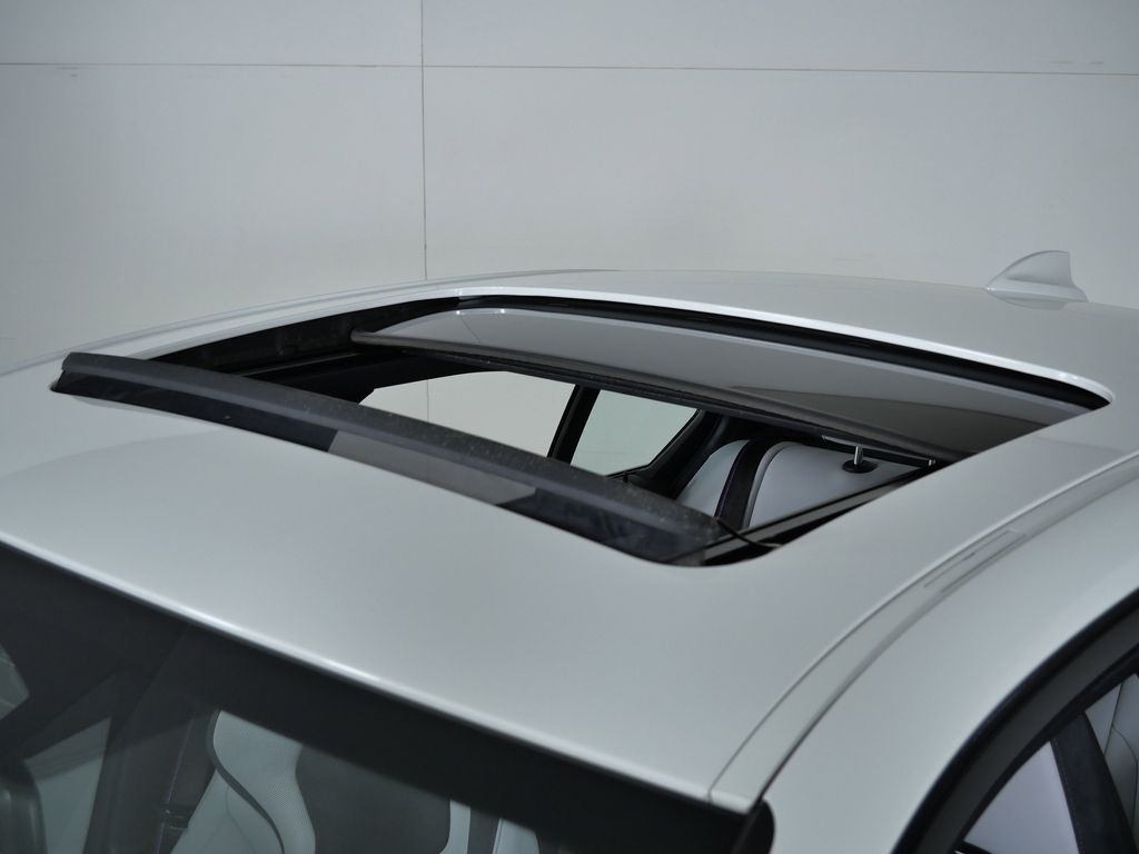 Thumbnail: 2022 BMW M3 - 19