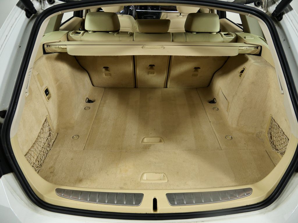 Thumbnail: 2015 BMW 3 Series - 28