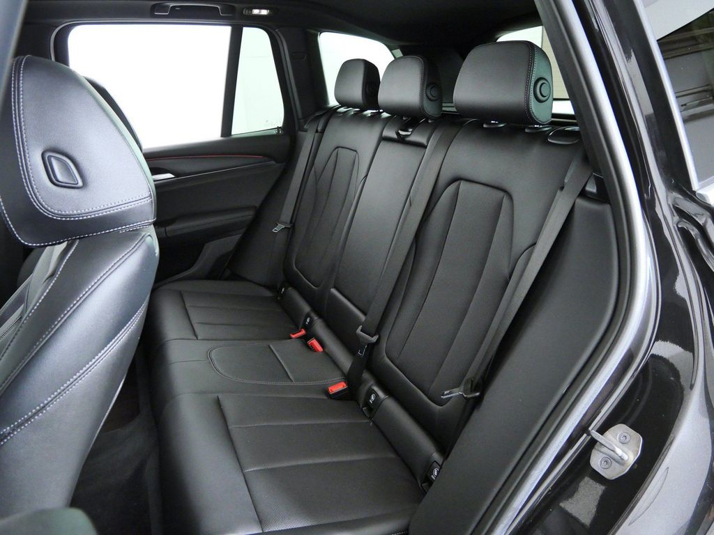 Thumbnail: 2023 BMW X3 - 32