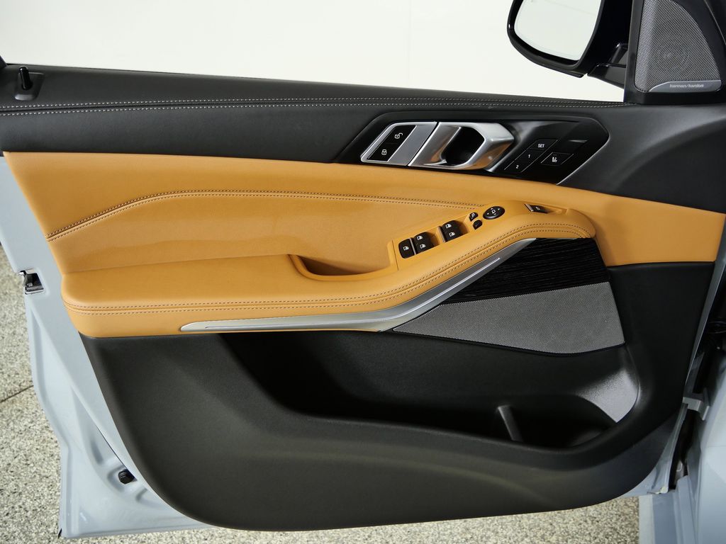 Thumbnail: 2026 BMW X5 - 34