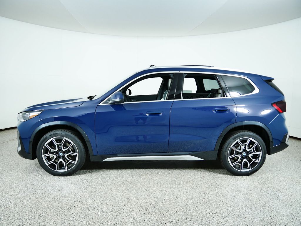 Thumbnail: 2026 BMW X1 - 14