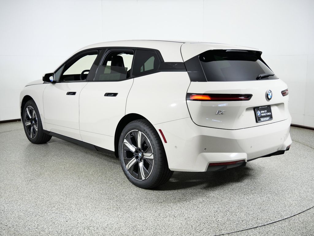 Thumbnail: 2026 BMW iX - 14