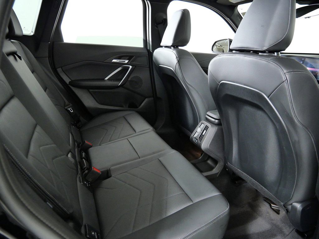 Thumbnail: 2025 BMW X1 - 29
