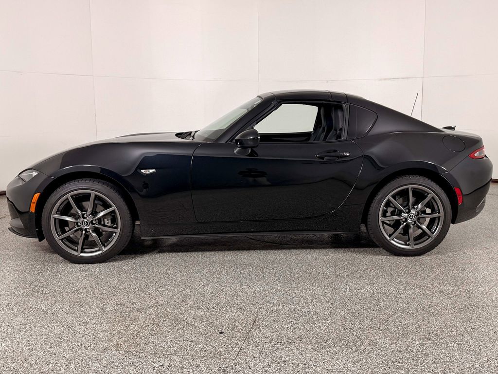 Thumbnail: 2019 Mazda MX-5 Miata - 6