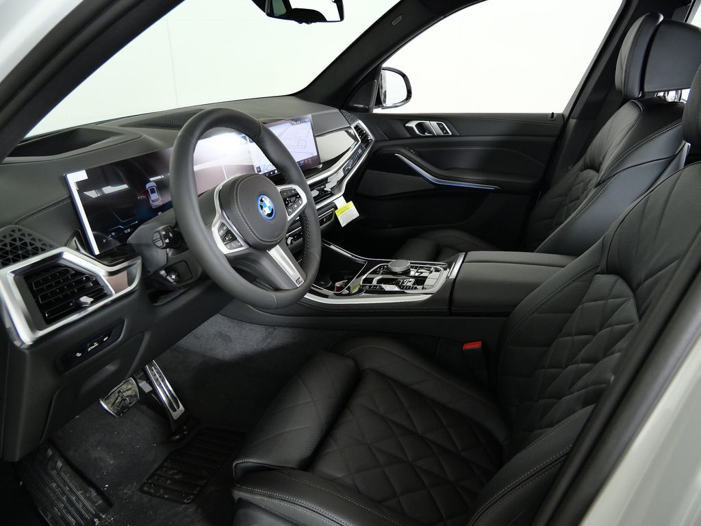 Thumbnail: 2026 BMW X5 - 35