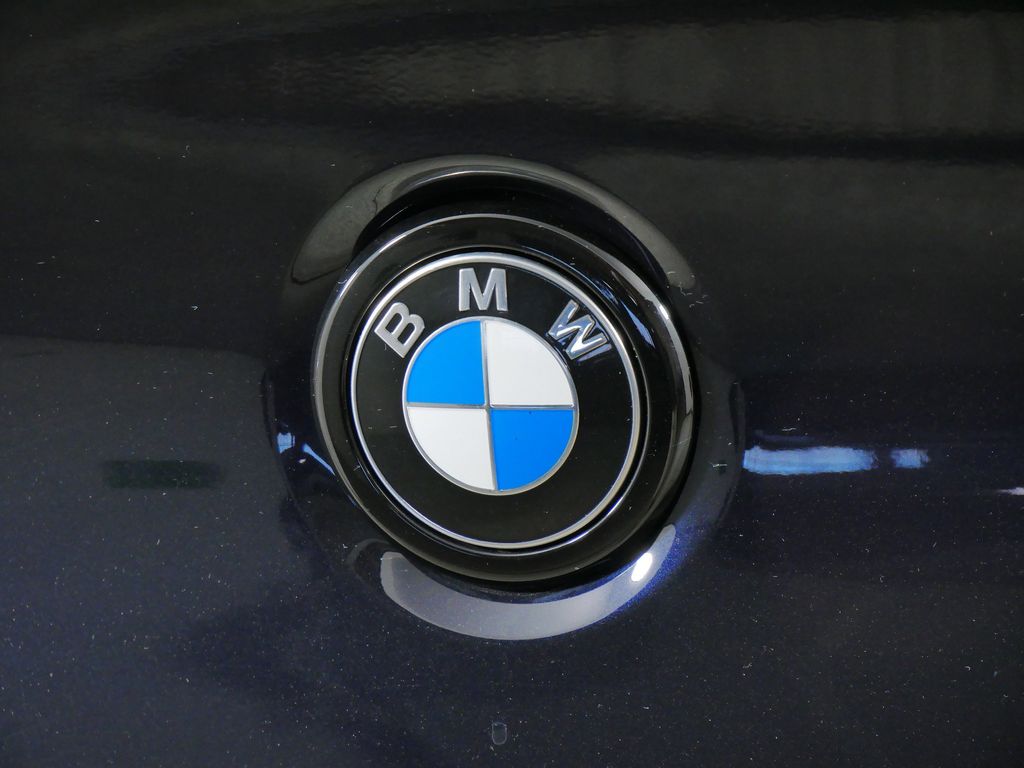 Thumbnail: 2023 BMW X4 - 15