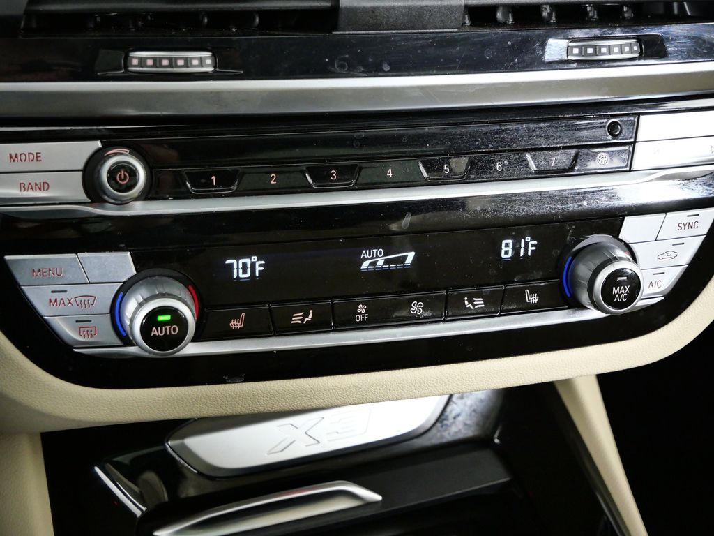 Thumbnail: 2021 BMW X3 - 46