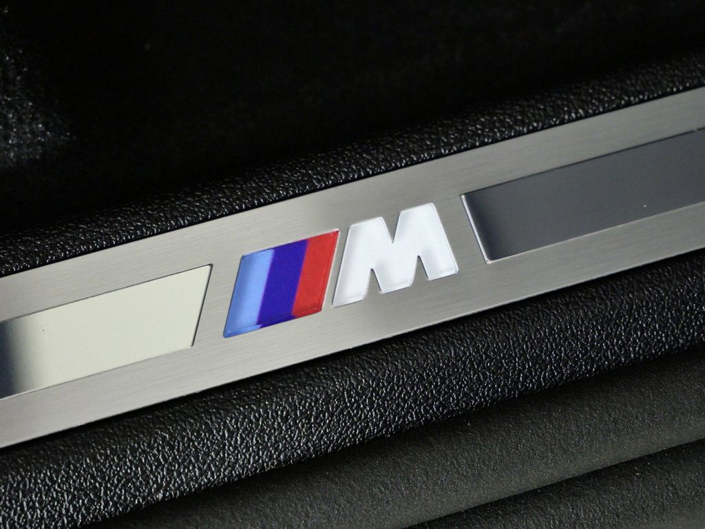 Thumbnail: 2026 BMW X5 - 23